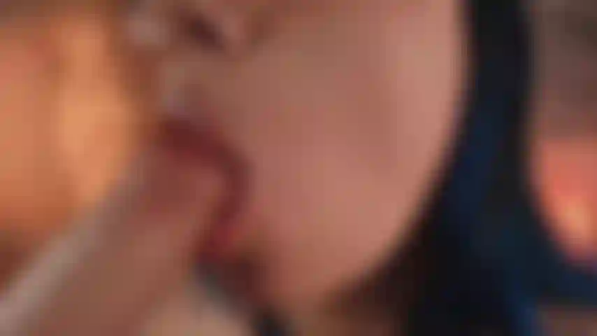 Você adoraria ver como eu chupо esse pau.