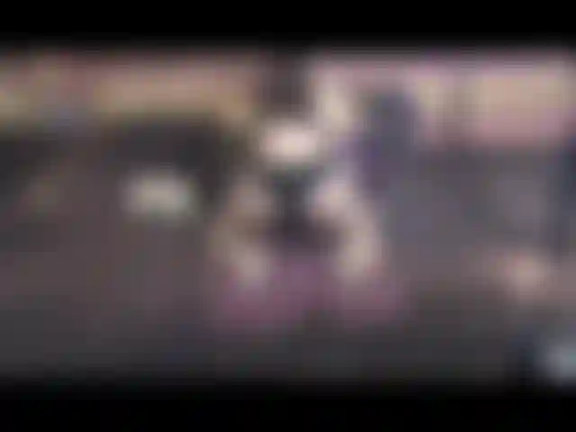 Eu tiro meu sutiã e calcinha, você fode minha buceta, meus pés, cachorrinho e eu monto você! Muito divertido!