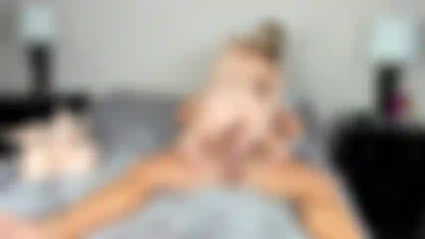 O homem da ups veio dar uma rapidinha (vídeo de menino/menina).