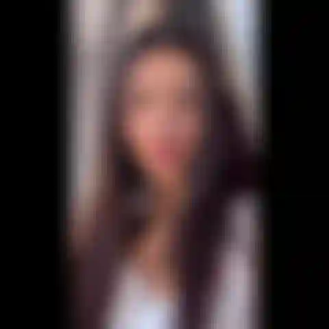 Me desnude frente del ventanal Y si los vecinos miran?