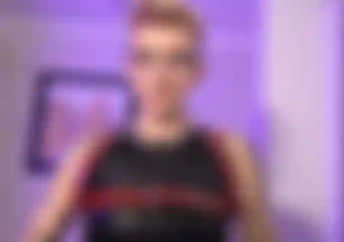 Provocadora de asmr (gozando no papai).