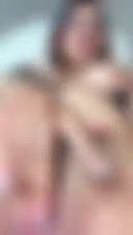 This body burns with desire, come and make me yours