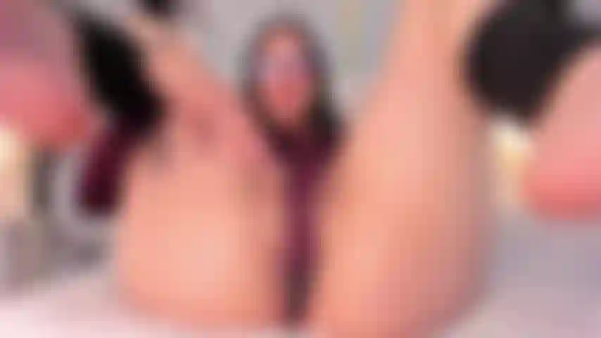 Minha buceta rosa gosta de pau.