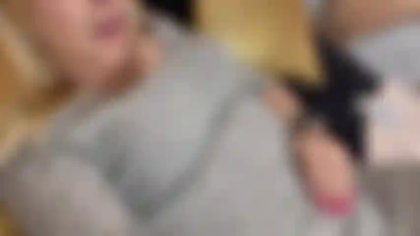 Strap on cum comigo joi.