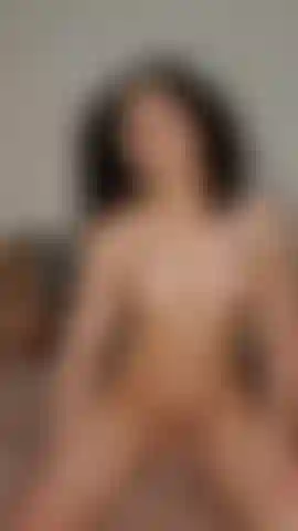 Passeio de vibrador gigante - veja-me montar meu vibrador extra grosso de 10 "em todas as posições (vaqueira, cowgirl reversa e missionária). Tenho até um espelho atrás de mim para que você possa ver minha bunda e seios em o mesmo tempo!