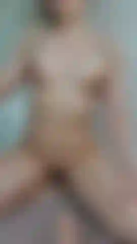 Observe-me passar óleo e usar a porra da minha máquina até fazer uma grande bagunça cremosa!