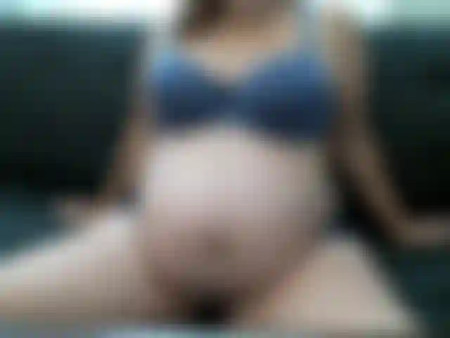 Kim está grávida e tão grande! Deite-se por 10 minutos só para você e divirta-se. Desta vez não há áudio, mas irei carregá-los em breve!