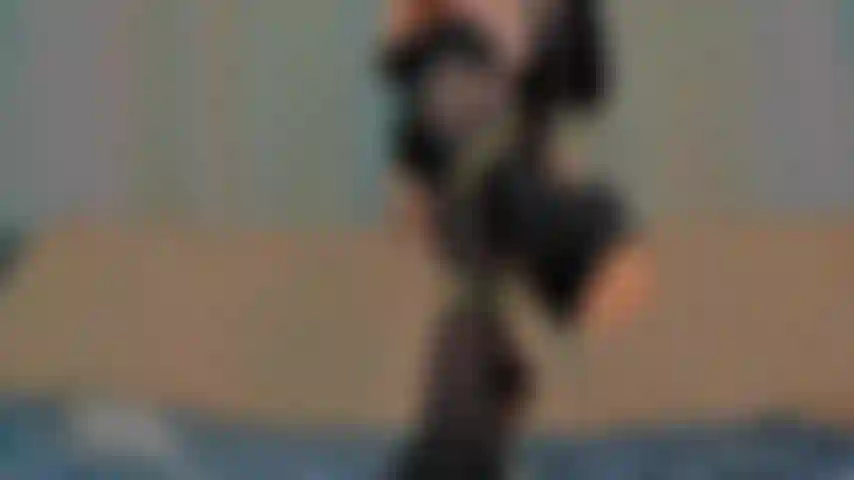 Femdom Heel & Pussy Worship