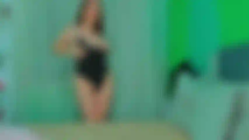 Striptease sensual, ótimo boquete e foda com vibrador de cowgirl gostosa.