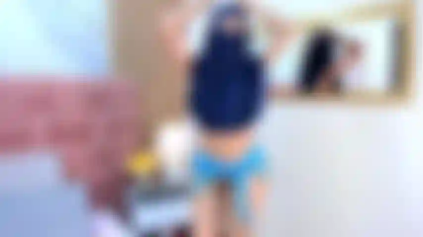 Uma dança do ventre com um toque mais latino 😏.