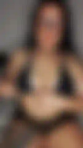 Brincando com os seios