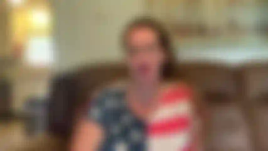 Vore. Essa não quer ficar na minha barriga.