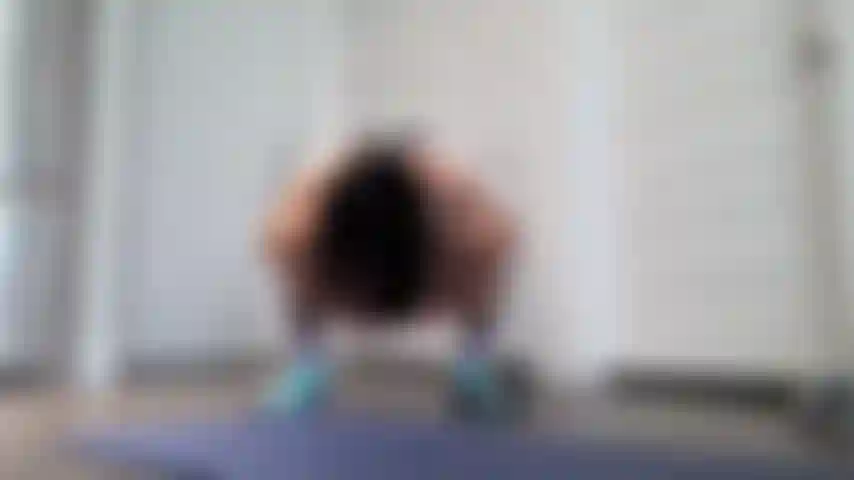 Dick é tão grande que preciso de duas mãos.
