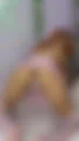 On all fours, bouncing this ass just for you dont blink or youll miss the magic