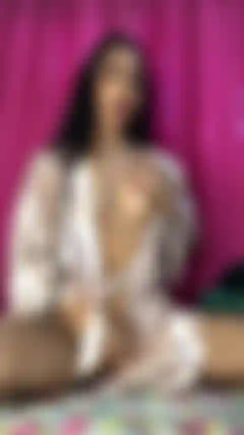 Junte-se a mim enquanto eu me dedo.