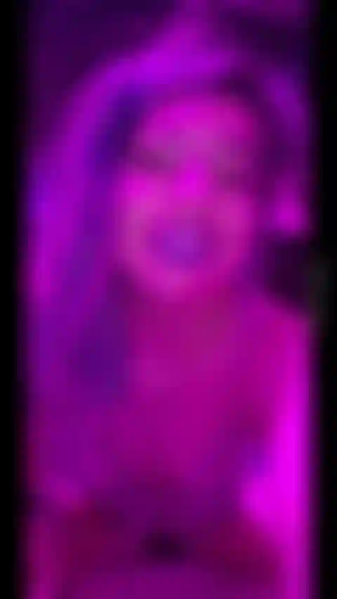 20 Minutos de pura felicidade! Minha boceta estava encharcada, enquanto eu revirava os olhos atrás da cabeça e você me observava me completar em uma fonte de buceta gosmenta com creme de porra. Inclui, bbc bec, dragão mau, realista, vibrador.