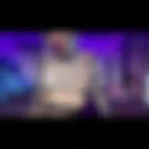 Ajude zaturn a viajar para o reino unido, por favor.