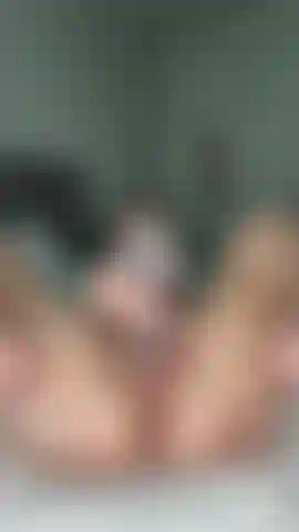 Me fodi com meu vibrador transparente pela primeira vez desde sempre!