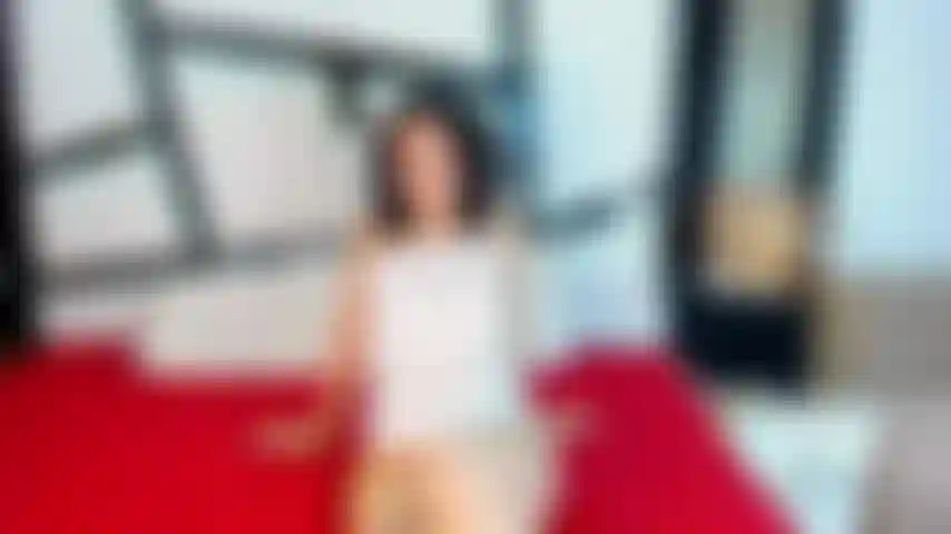 Come and fuck me like I belong to you... without mercy.