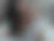 Alcançando o orgasmo sozinha.