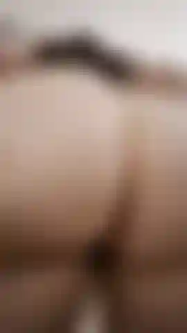 Pov você embaixo de mim! 2 Minutos de bunda e cu.