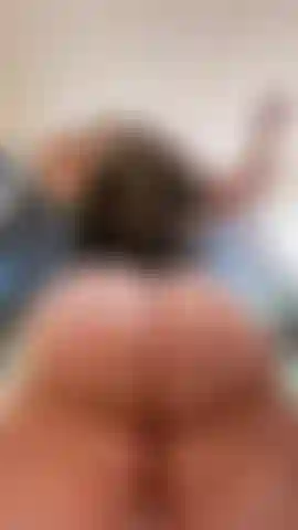 5 Gloriosos minutos de bunda balançando pov.