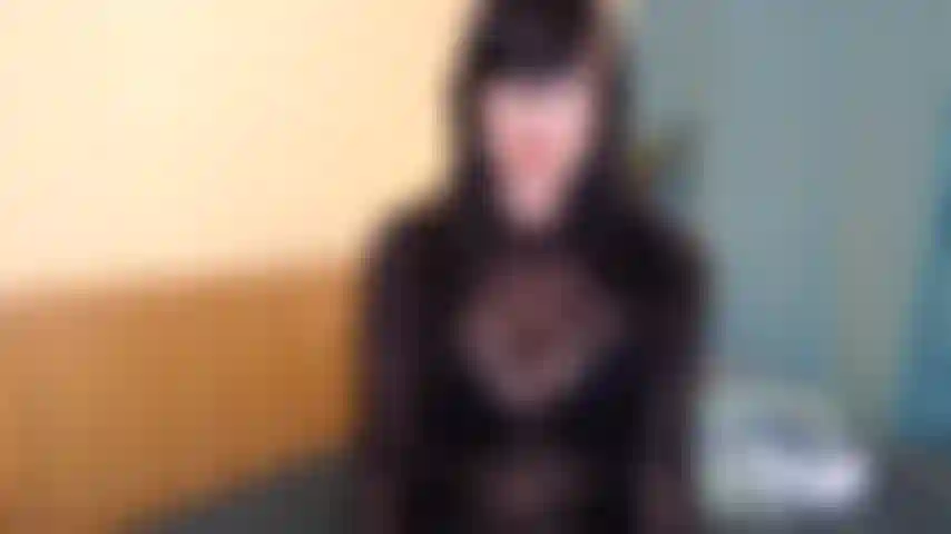 Continue acariciando! Continue gozando! Sei que dói, continue acariciando! Esvazie seu cérebro! Esvazie suas bolas!