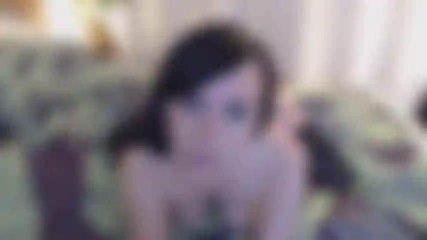 Chupando seu pau! Boquete sensual.