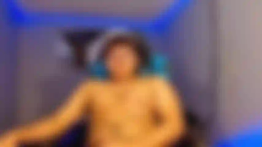 Lamba a mesa com meu esperma.