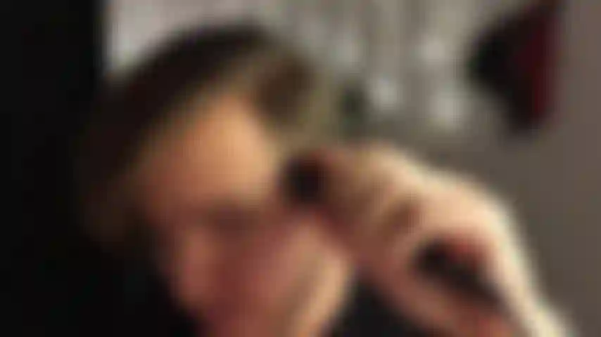 Aparando meu cabelo.