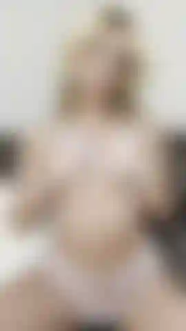 6 min JOI video  stroke that cock for me daddy while I tease you with my nips, lips and this wet pussy