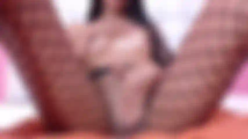 Venha brincar com essa garota cheia de tesão!!