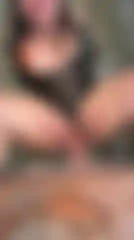 Excitados porque nosso vizinho nos deixa muito excitados.
