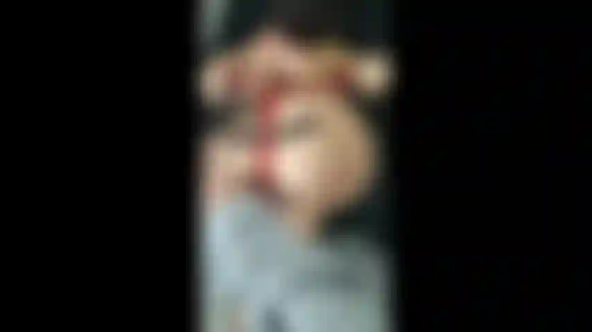 Submissa algemada, chicoteada e fodida como uma cadela estilo cachorrinho pelo meu mestre.