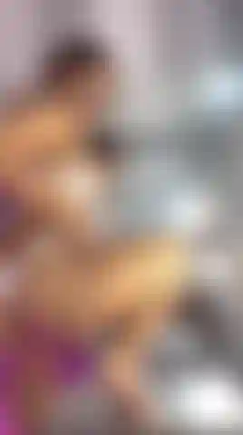 Sensual Dance in Topless