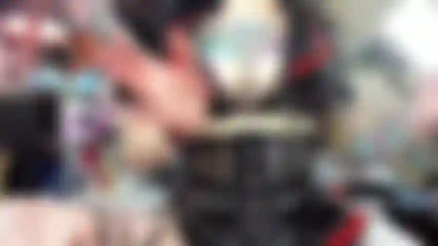 Cucking e brincadeira de gaiola.