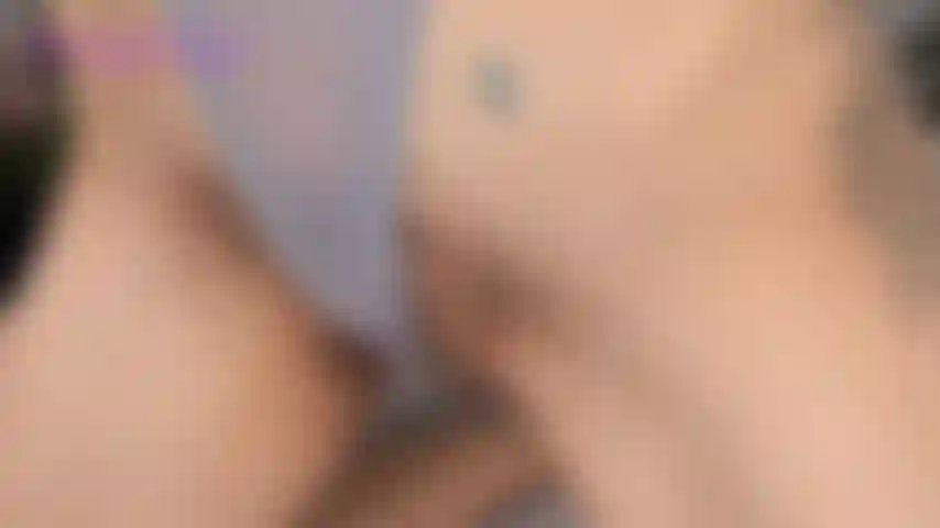 2. Adoro buracos peludos.