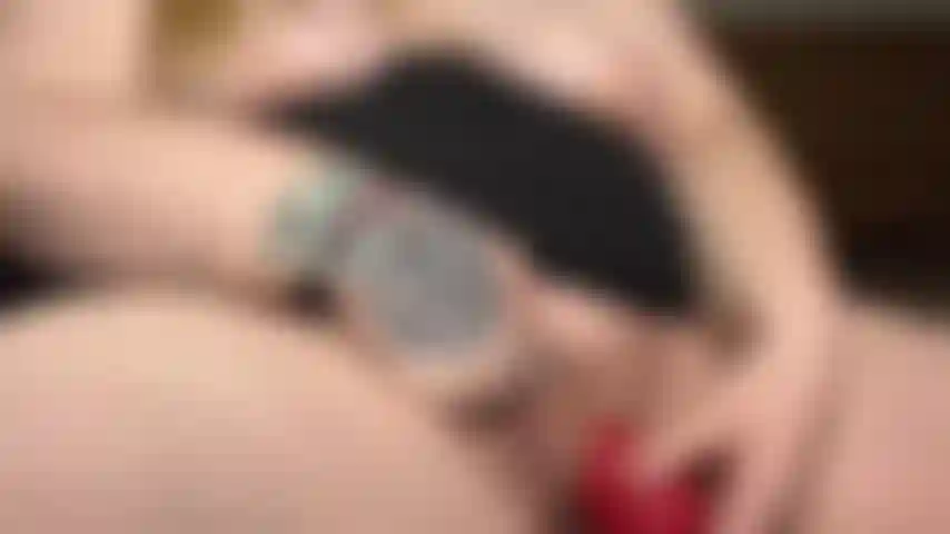 Masterbation longo close-up c/ orgasmo intenso.