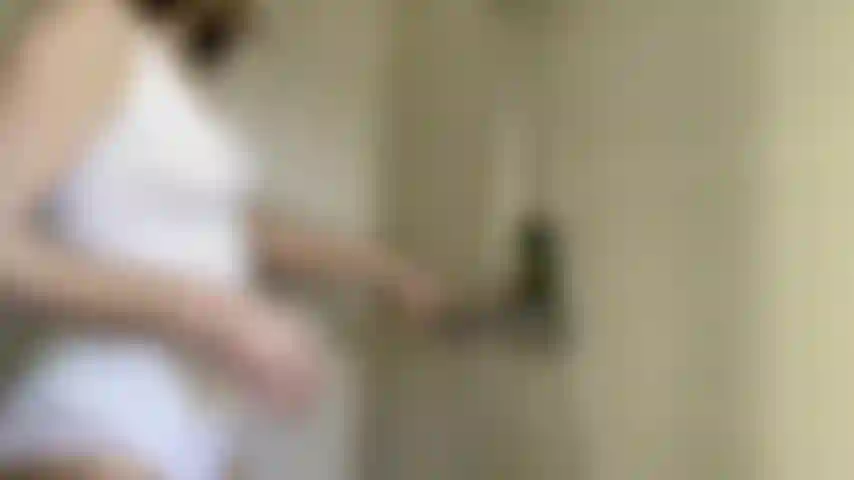 Nue sous ma douche (chuveiro sexy).