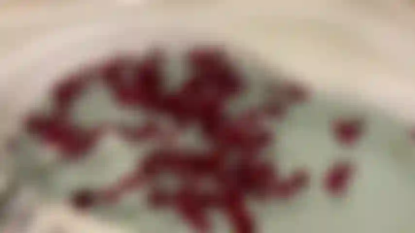 " Joia dos namorados". Tome um banho romântico de pétalas de rosas comigo enquanto ficamos com tesão. Vou te dizer como eu quero que você acaricie enquanto me vê jogar. Tente aguentar até eu dizer 3..2..1...