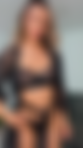 COME CATCH THIS SEXY BLONDE