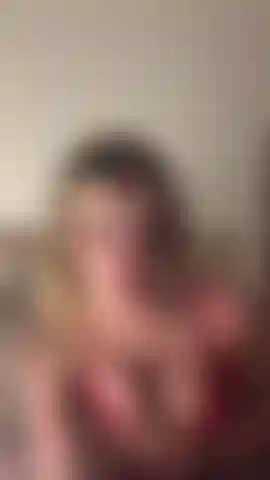 6 minute vibrator and dildo play. Tits out x