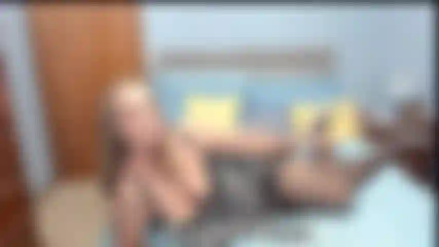 Dirtytalk-stockingtease-ass-joi-provocando com minhas longas pernas em meia-calça preta enquanto falo sacanagem dando joi.