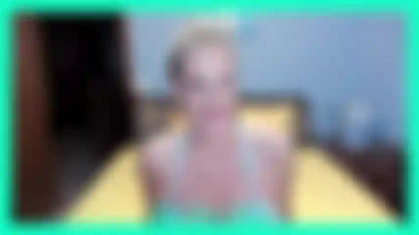 Amigas, mãe, roleplay.