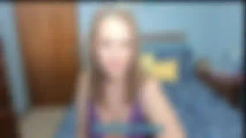 Milf tits joi- exibindo meus peitos grandes e moles de milf dando joi para gozar neles.