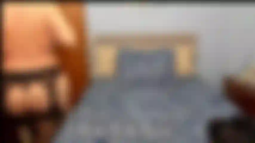 Conversa suja em meia-calça-liga-masturbação gozada.