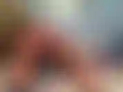 Neste clipe, eu represento o papel de sua madrasta enquanto monto e fodo um vibrador bbc. Eu imploro por seu pau jovem.