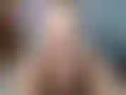 Gold mostra-me provocando em meu vestido de oncinha sexy e meia/salto marrom. Te provoco com meu cu grande joi/te encorajo a gozar no meu cu. Bunda balançando, balançando.