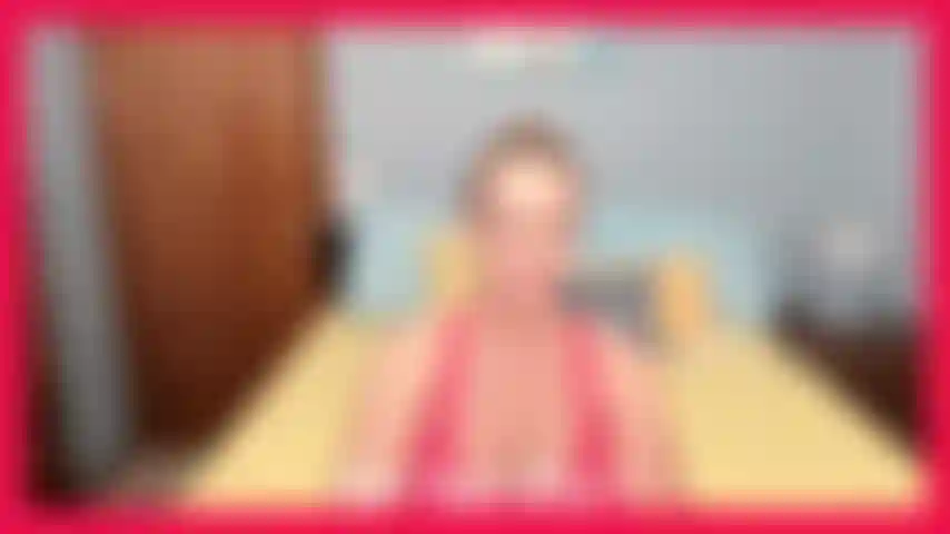 Redpvcdressheels-ridingbbc-sexy vestido de pvc vermelho com sapatos vermelhos, provocando falando sacanagem, balançando a bunda. Então eu monto um brinquedo bbc dando joi.