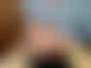 Vestida para o halloween em uma fantasia de pvc apertada e sexy de mulher gata. Muita provocação de bunda e joi incentivando você a gozar na minha bunda.